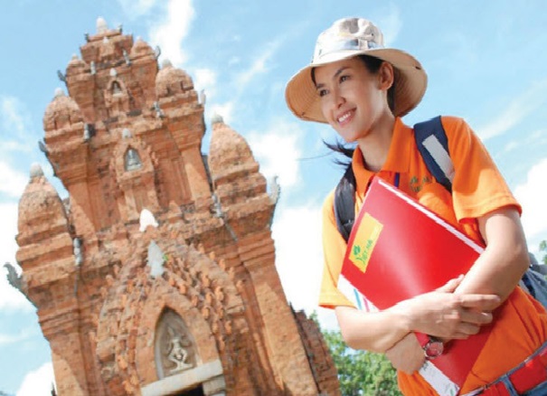 luat-hong-phuc-vn-Điều kiện được cấp thẻ hành nghề hướng dẫn viên du lịch